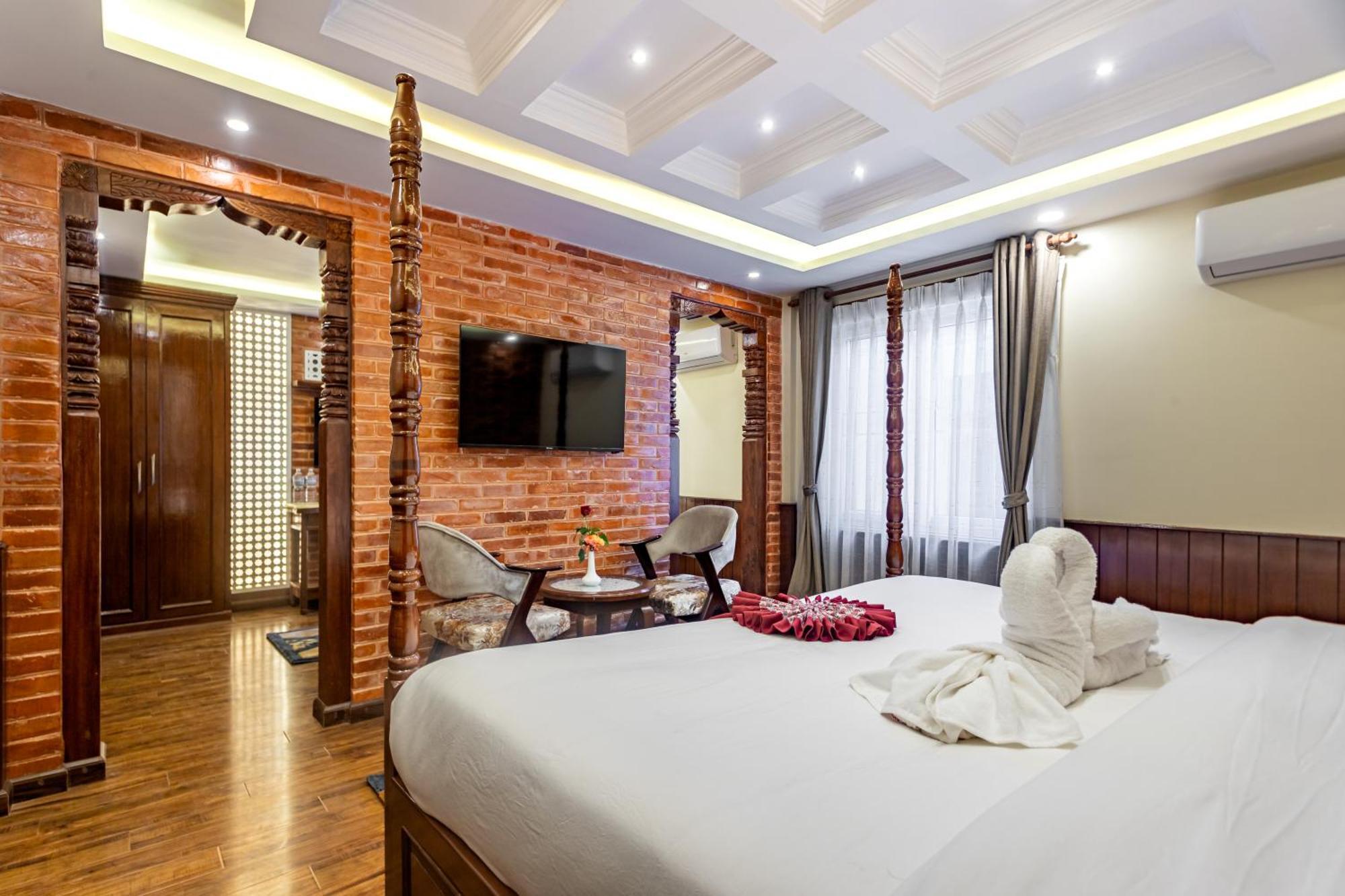 Amarawati Boutique Hotel カトマンズ エクステリア 写真